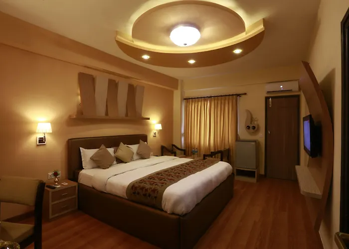 Moonlight Hotel 4*