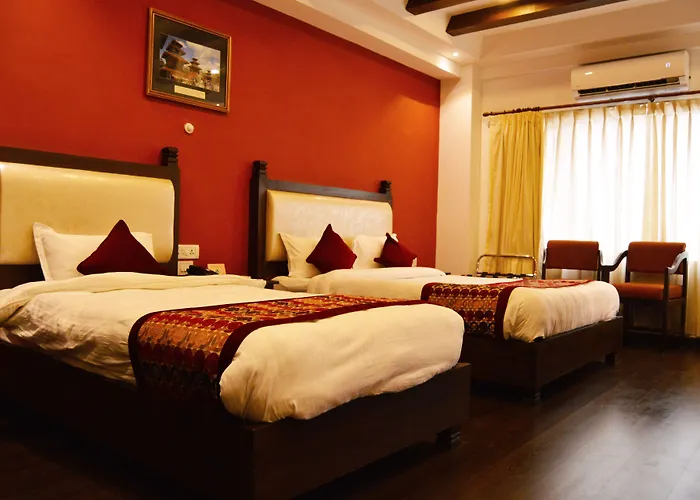 Moonlight Hotel 4*