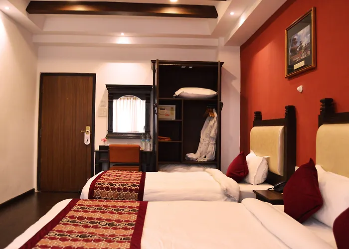 Moonlight Hotel