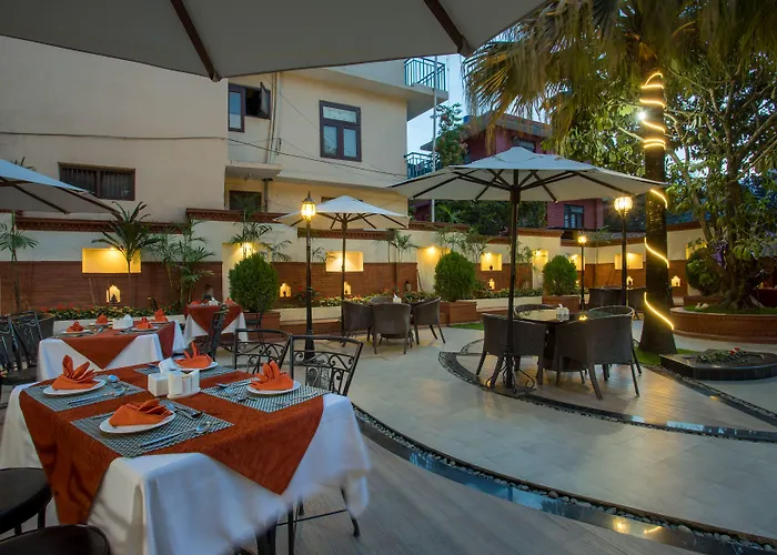 Moonlight Hotel 4*
